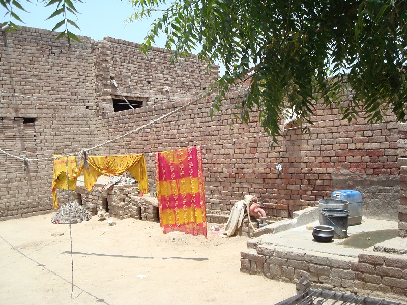 写真2　パキスタン、パンジャーブ州農村で滞在した村長宅