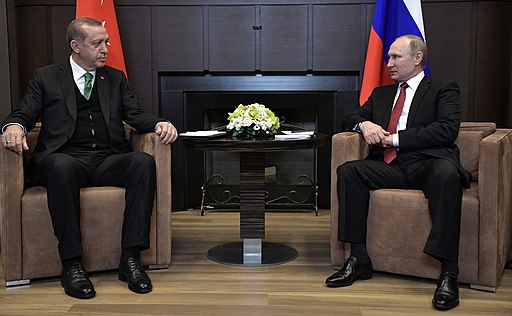写真1　エルドアン大統領（左）とプーチン大統領