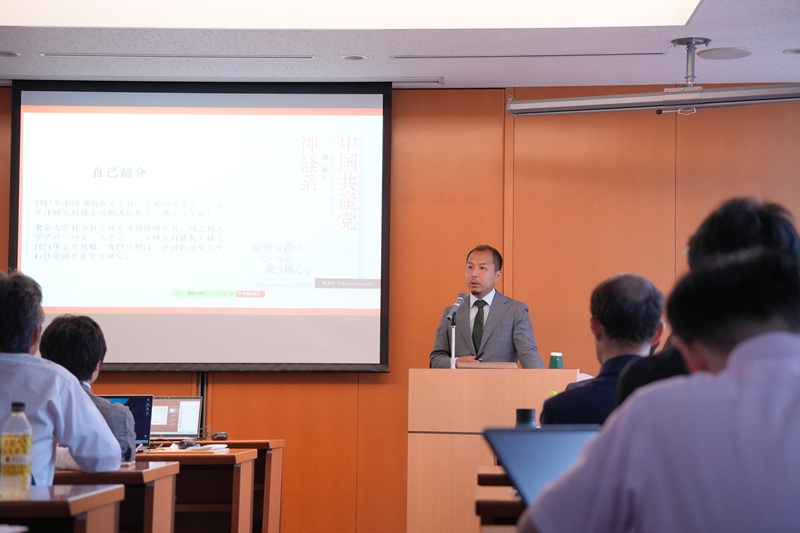表彰式の写真③（受賞講演）