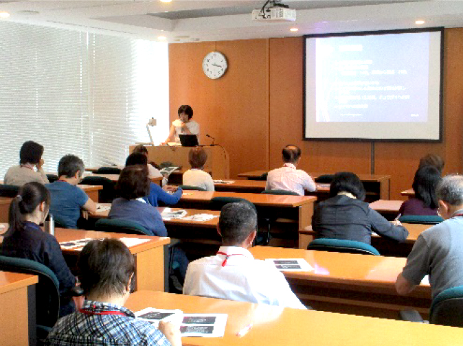 写真:講演会2 写真:講演会2