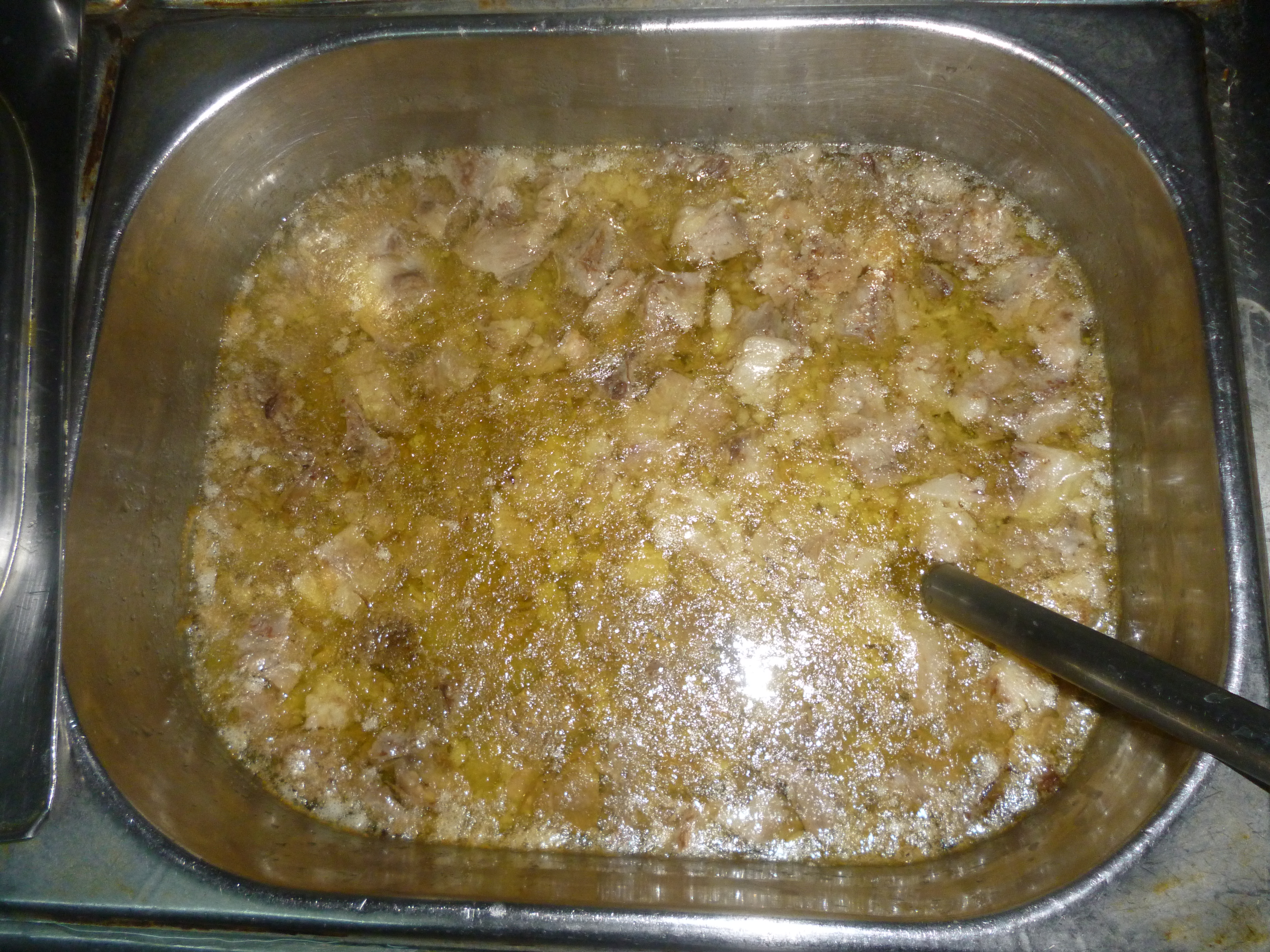 写真：大鍋で煮られるケッレー・パチャ