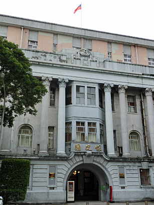 写真：総統府の裏手にある国史館の建物