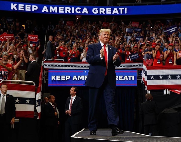 写真：2019年6月19日、フロリダ州で再選出馬表明をするトランプ大統領