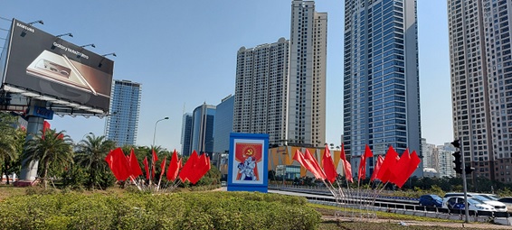 写真：党大会が開催される国家会議センターに近接する新興開発地域