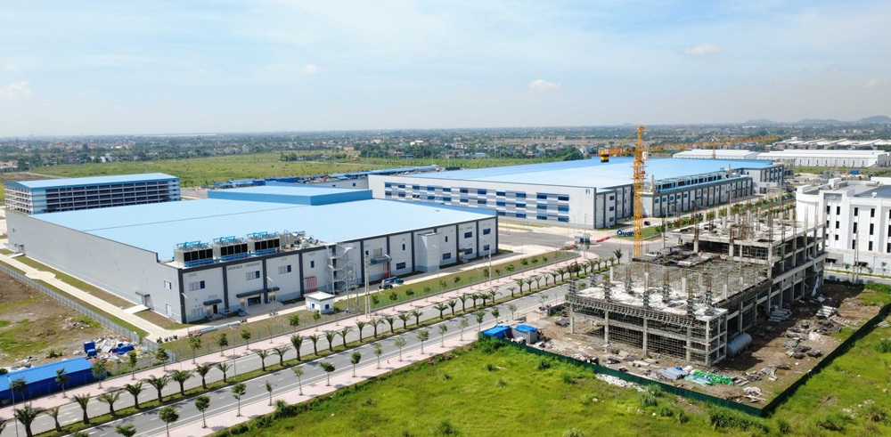 北部ニンビン省のミートゥアン工業団地に建設された台湾系電子製造サービス（EMS）、クアンタ・コンピュータの工場