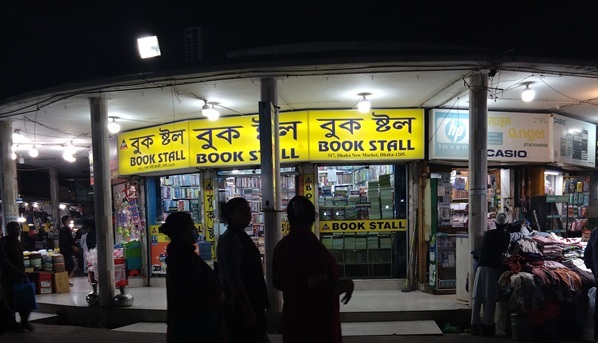 写真3　ニューマーケットの書店