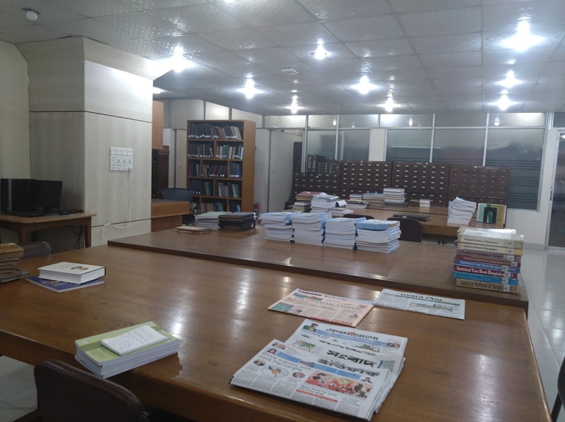 写真9　BIDS図書館の様子