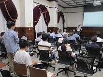 写真:講演会5 写真:講演会5