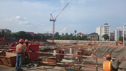写真：ヤンゴン中心部で進む大規模都市開発